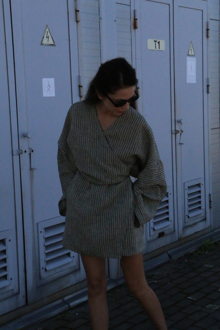 Linen Kimono Mini Dress / Wrap Linen Dress with Pockets